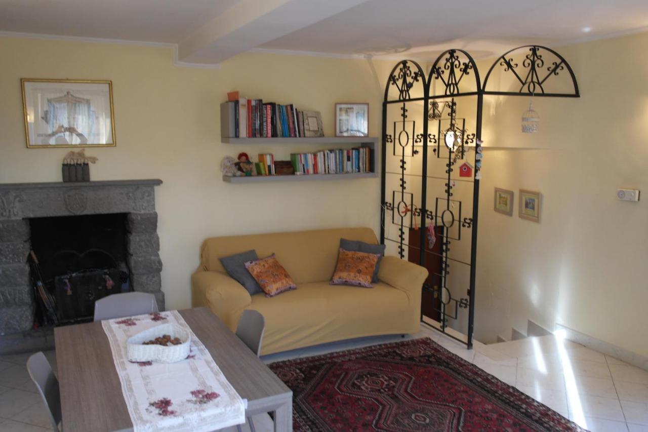 Appartement La Casa Del Sole à Caprarola Extérieur photo