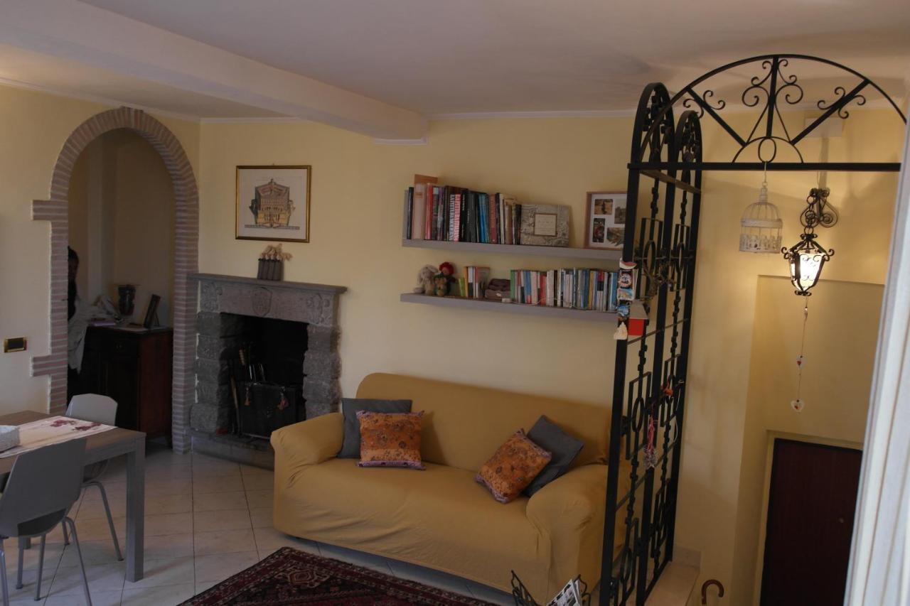 Appartement La Casa Del Sole à Caprarola Extérieur photo