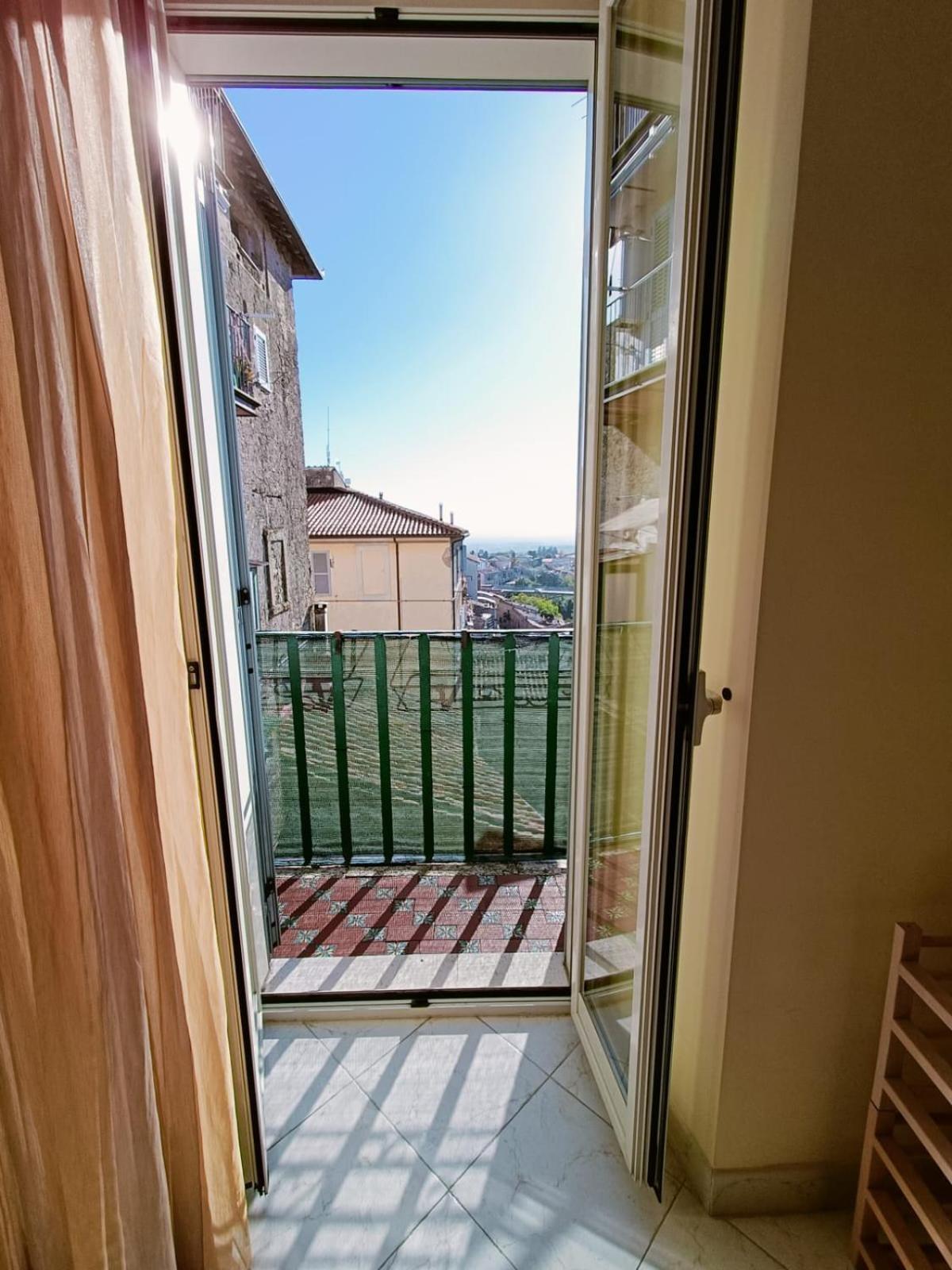 Appartement La Casa Del Sole à Caprarola Extérieur photo