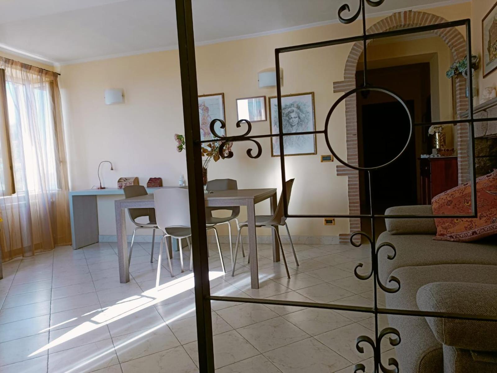 Appartement La Casa Del Sole à Caprarola Extérieur photo