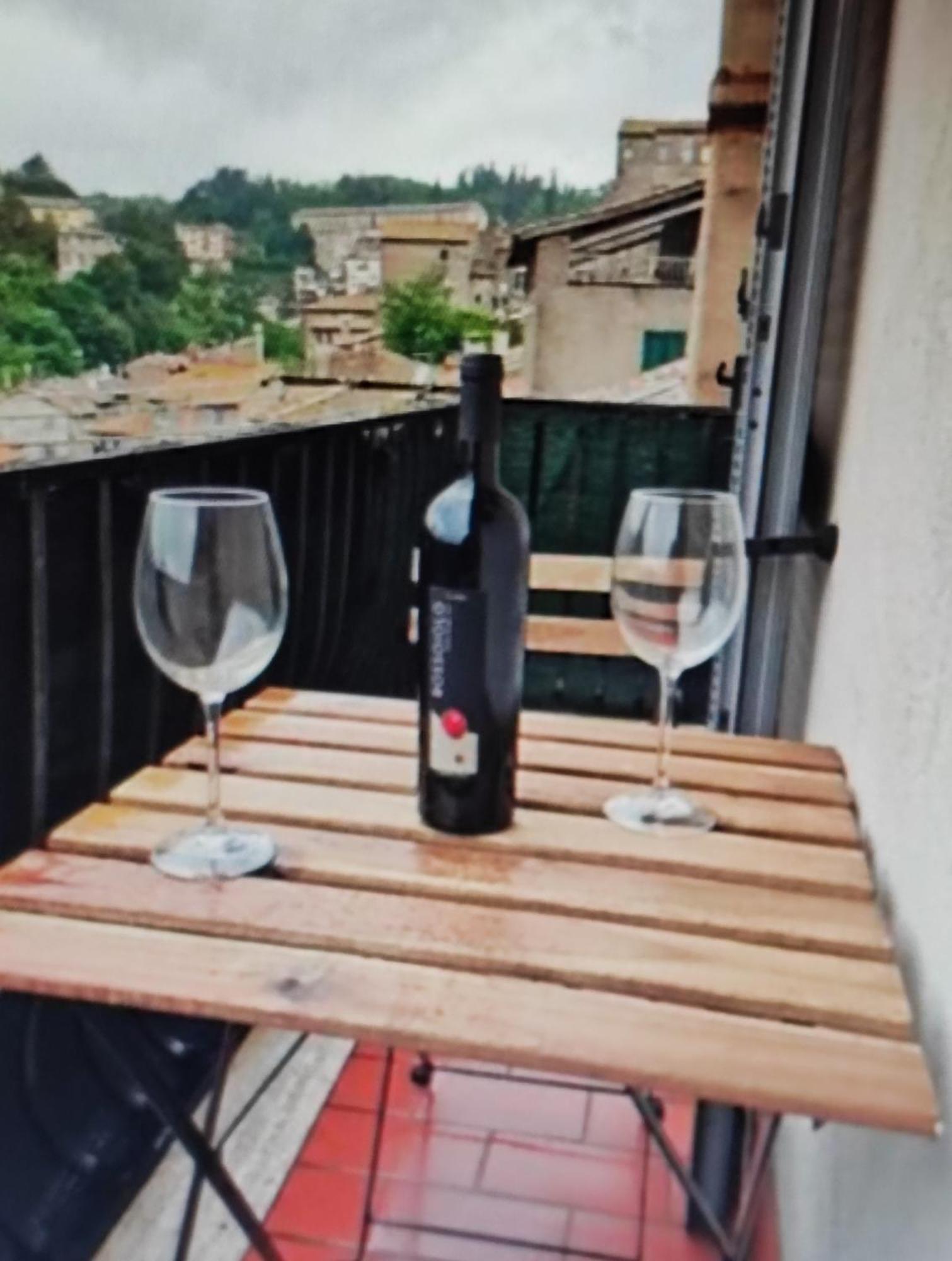 Appartement La Casa Del Sole à Caprarola Extérieur photo